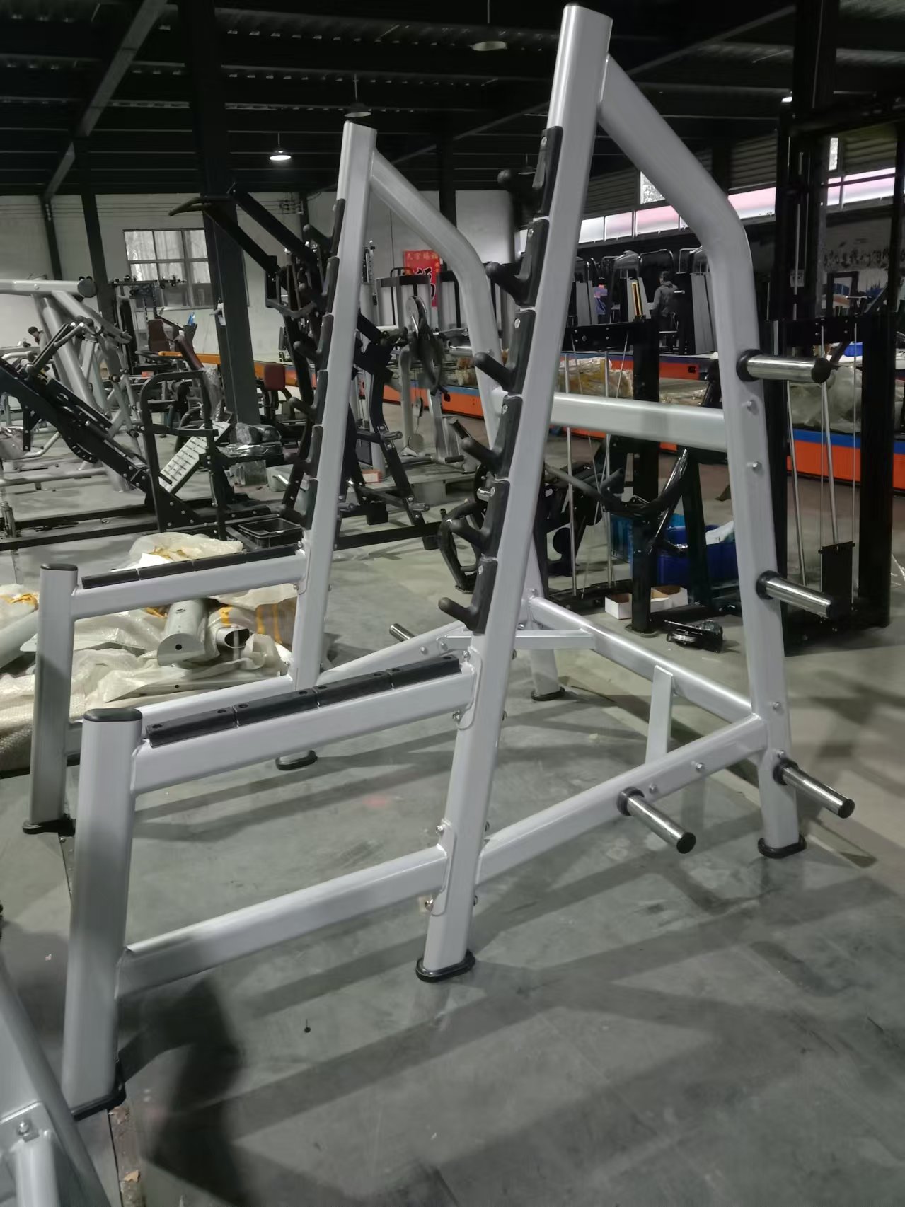 حامل أثقال (باور كيغ) للقرفصاء - مراجعة Heavy Equipment Gym وسعره